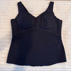 HONEYLOVE Black Shaping V-Neck Tank with Built-In Cups Style #HLLWTO2